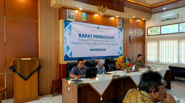 perhutani nganjuk dan cdk nganjuk